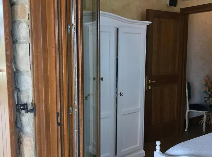 Le Rose Bed and Breakfast