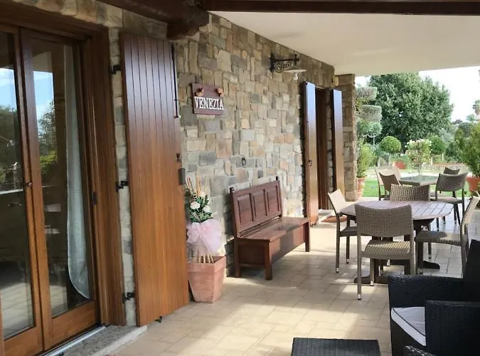 Le Rose Bed and Breakfast