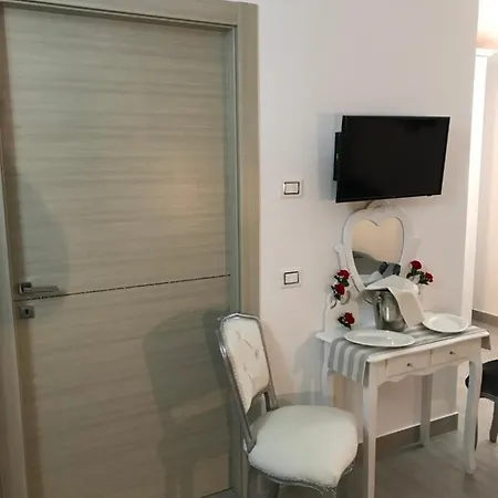 Le Rose Bed & Breakfast