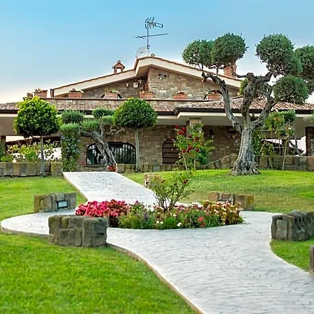 Le Rose 4*