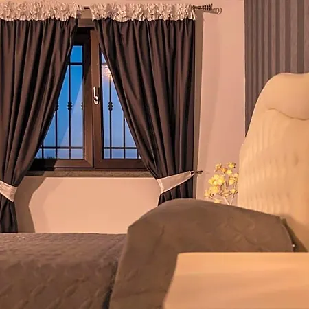 Le Rose Bed & Breakfast